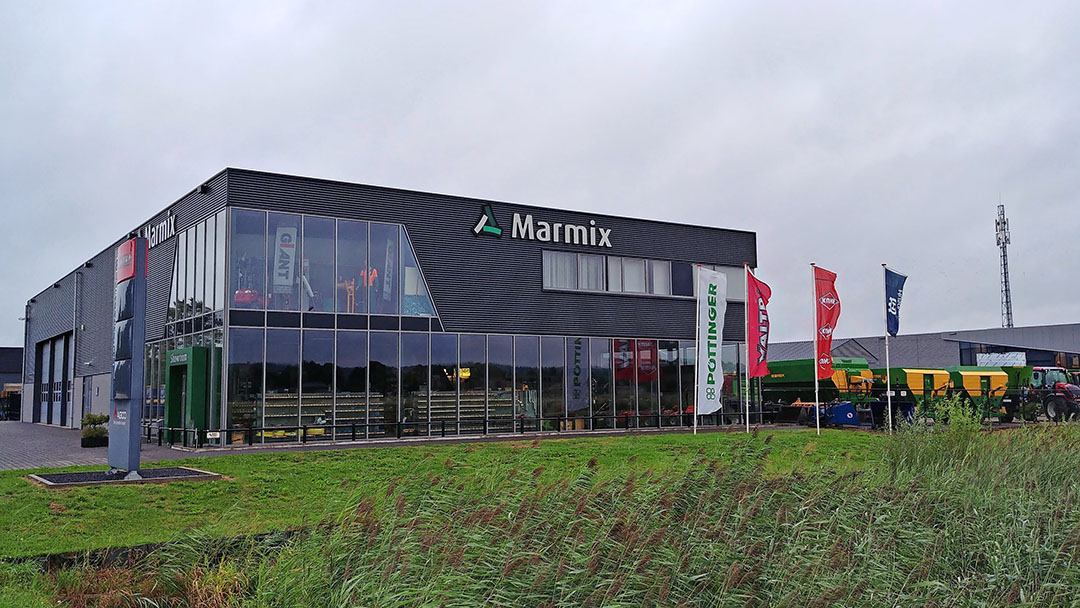 Het moderne pand van Marmix sluit per 31 december 2021 de deuren. Alle activiteiten met betrekking tot de voermengwagens gaan naar Abemec. (Foto: Marmix)