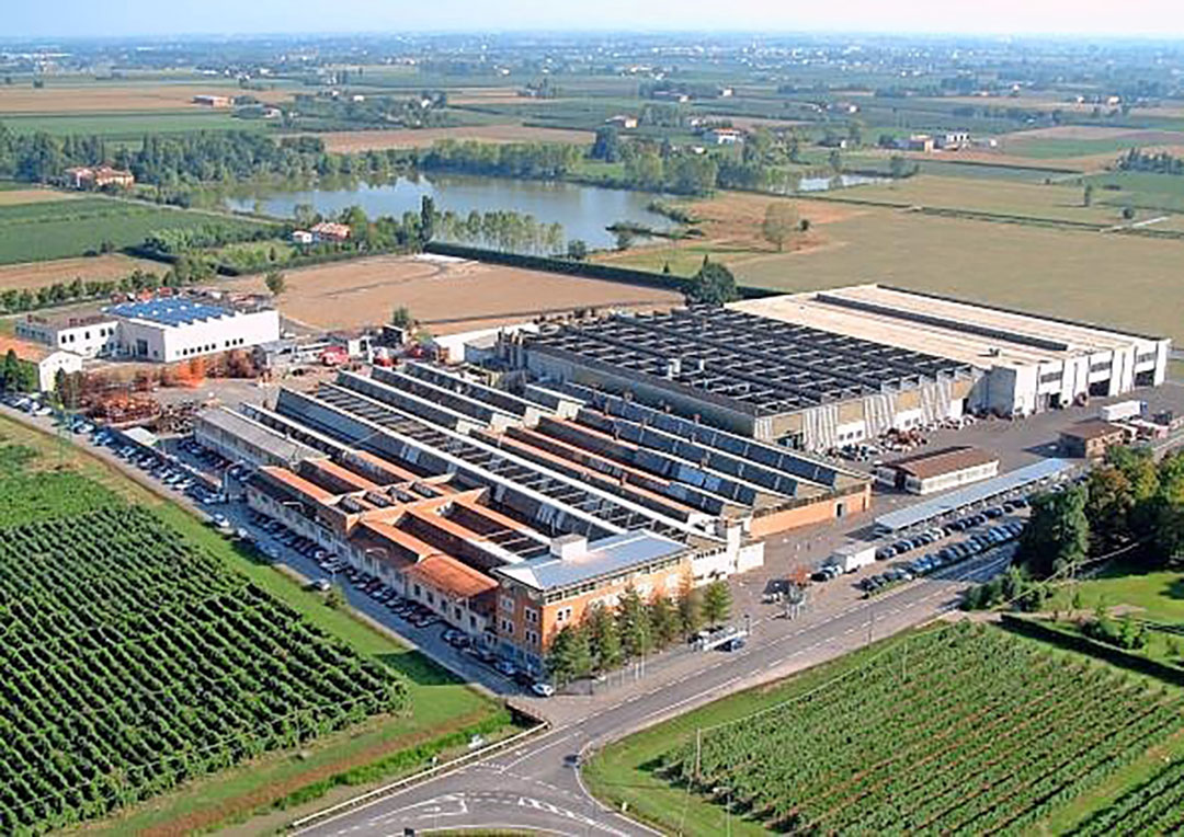 Keestrack gaat de elektrische trekker in de fabriek van Goldini in Mondena (Italië) bouwen.