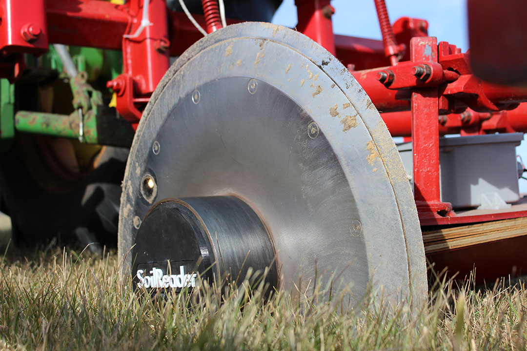 SoilReader is een zichtbare en nabij-infraroodspectrometrie (VNIRS) realtime bodemanalysetechnologie. Het systeem komt eind 2023 op de markt.  - Foto's: SoilReader