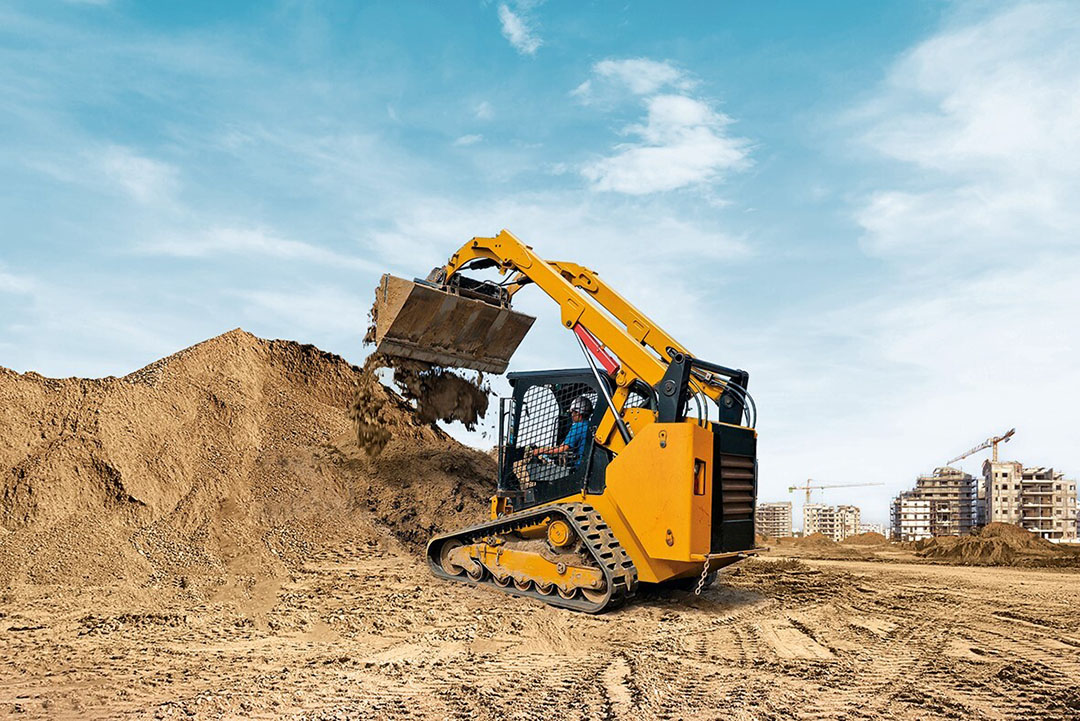 Dit zijn de nieuwe rupsen van het type Multiforce BK T91, bedoeld voor schrankladers. De rupsen hebben een C-patroon en een vlakker, slijtvaster rubber oppervlak. - Foto: Edgar Lee Espe