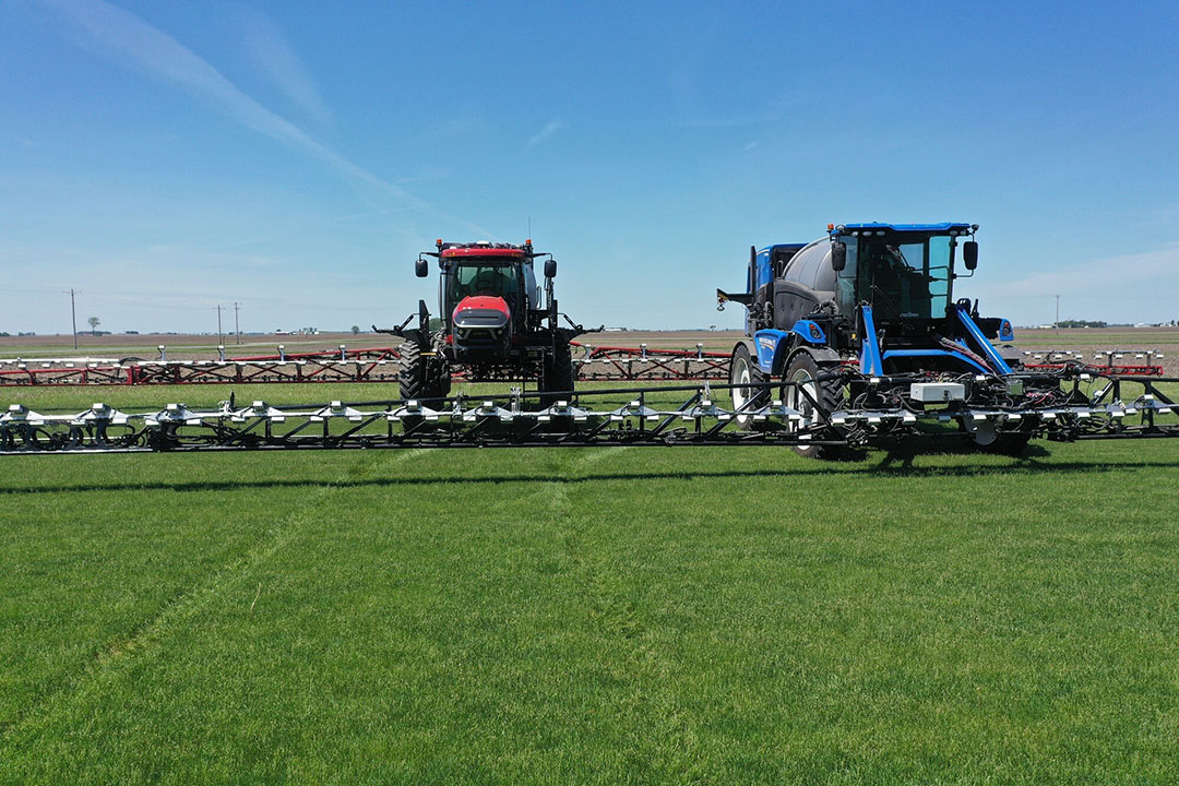 Met spuitsysteem One Smart Spray kun je volgens CNH Industrial  automatisch nog preciezer spuiten. One Smart Spray komt binnenkort beschikbaar via de merken Case IH en New Holland. - Foto: CNH Industrial