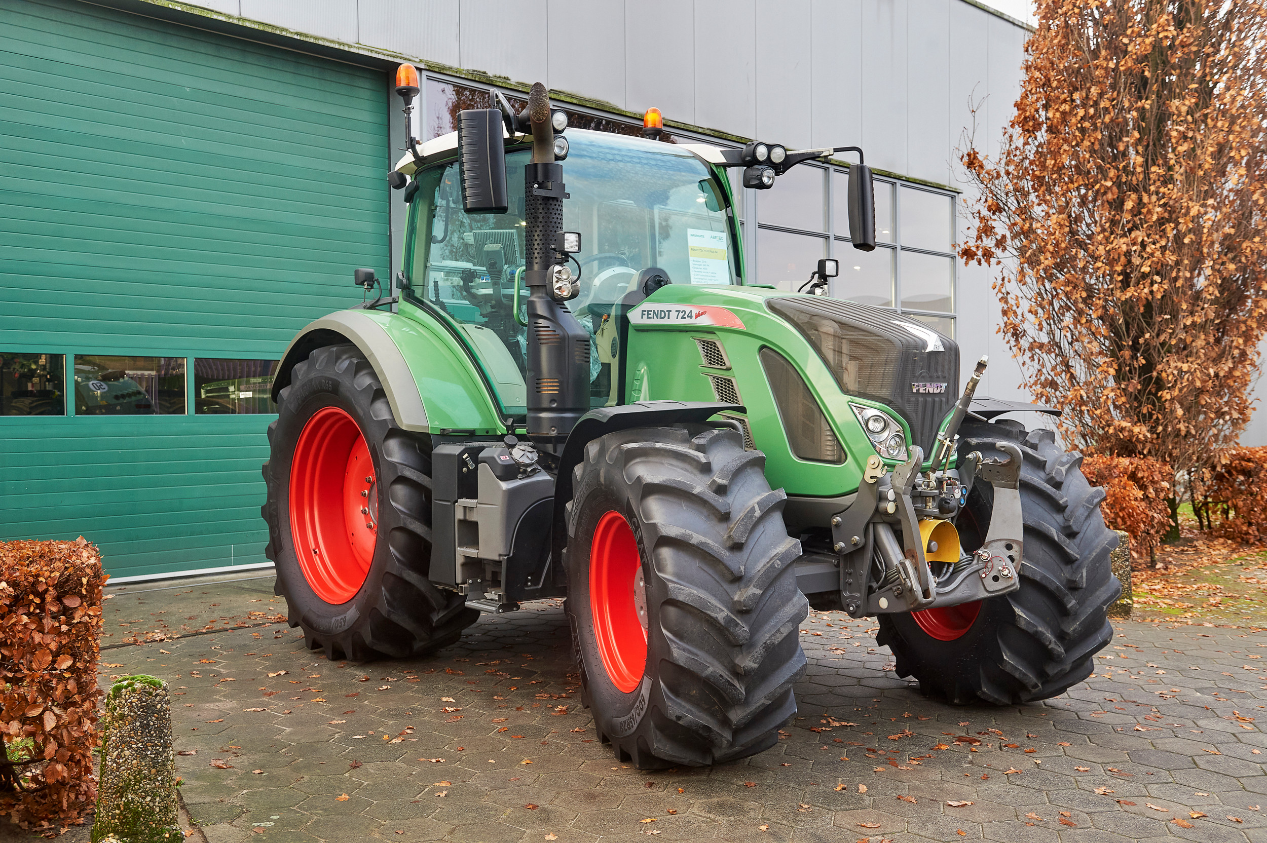 Een Fendt 724 Profi Plus (luxe uitvoering) uit 2016. Heb je ervaring met een Fendt uit de 700 S4-serie (bouwjaren 2015 tot 2019)? Deel je ervaring dan met TREKKER! – Foto: Van Assendelft Fotografie