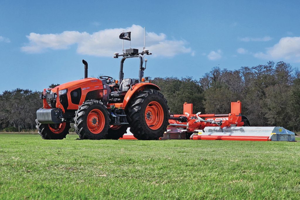 Een kant-en-klare autonome trekker. Deze Kubota M5 is uitgerust met Sabanto's autonome technologie.- Foto: Sabanto