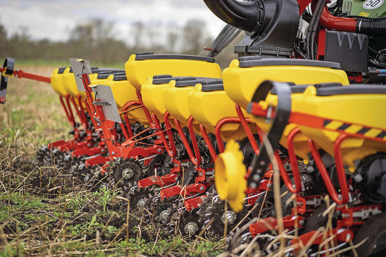 De Zweedse fabrikant Väderstad presenteert op de Deense vakbeurs Agromek het elektronische WSX-systeem op zijn Tempo-zaaimachines. Dit nieuwe systeem zorgt er volgens Väderstad voor dat de Tempo-zaaimachines het zaaizaad nauwkeuriger afleggen. – Foto’s: Väderstad