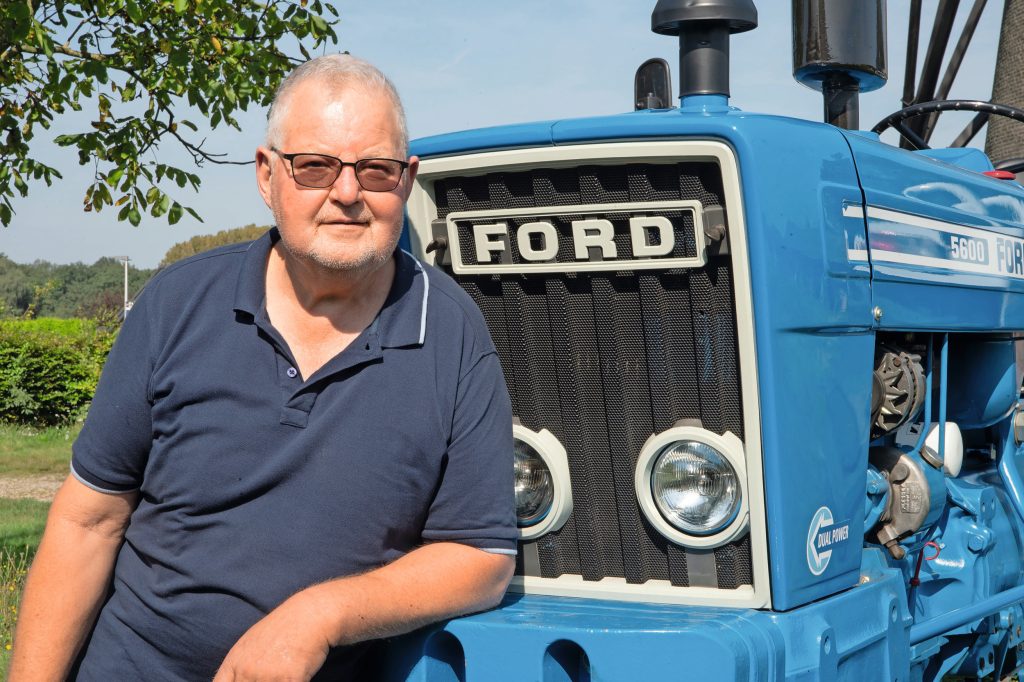 Oldtimerliefhebber Ton Peeters (64) is zelfstandig monteur landbouwmechanisatie in Roggel (L.).