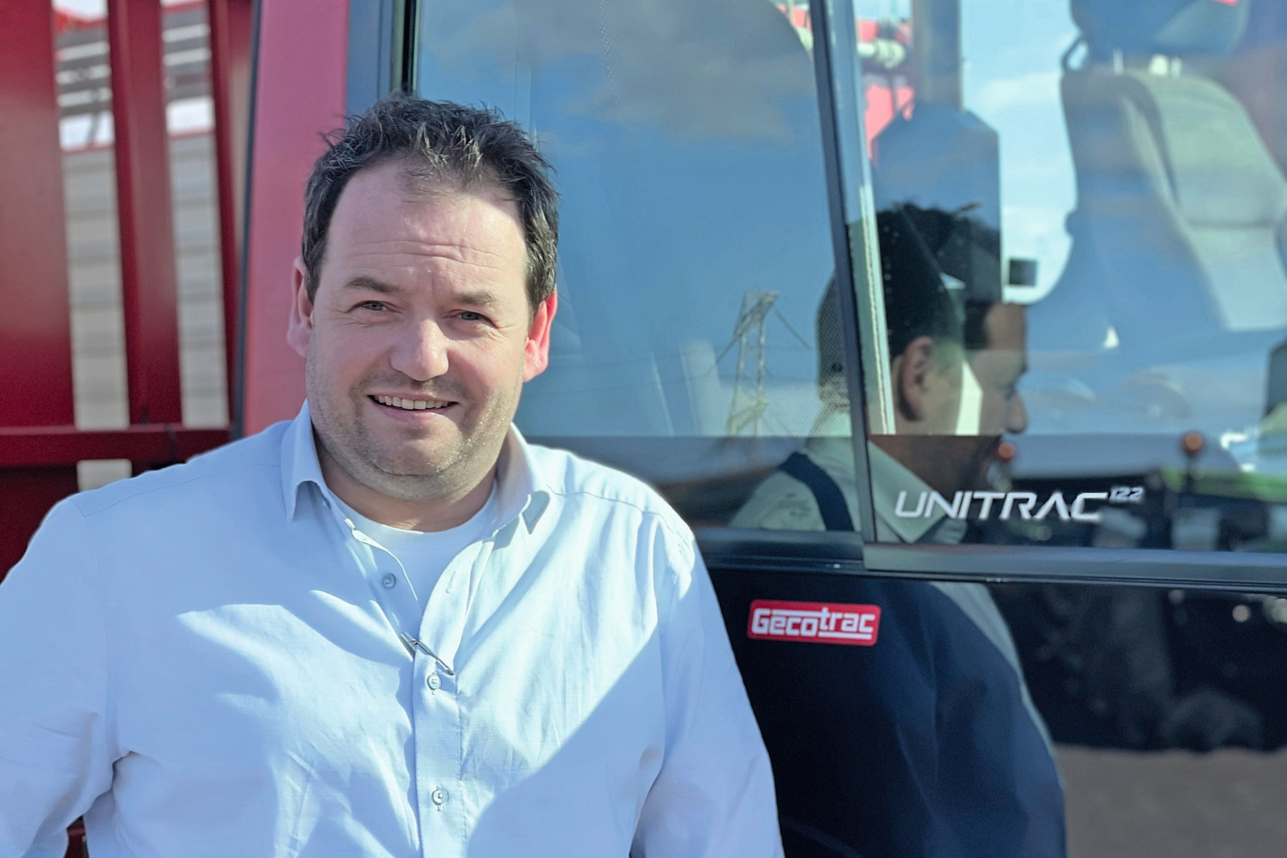Gijs Giesbers (40) is mede-eigenaar van mechanisatiebedrijven Gecomi en Gecotrac. Hij heeft samen met compagnon Erik Cornelissen eind 2024 het Lindner-importeurschap overgenomen van Duport. – Foto: Gecotrac