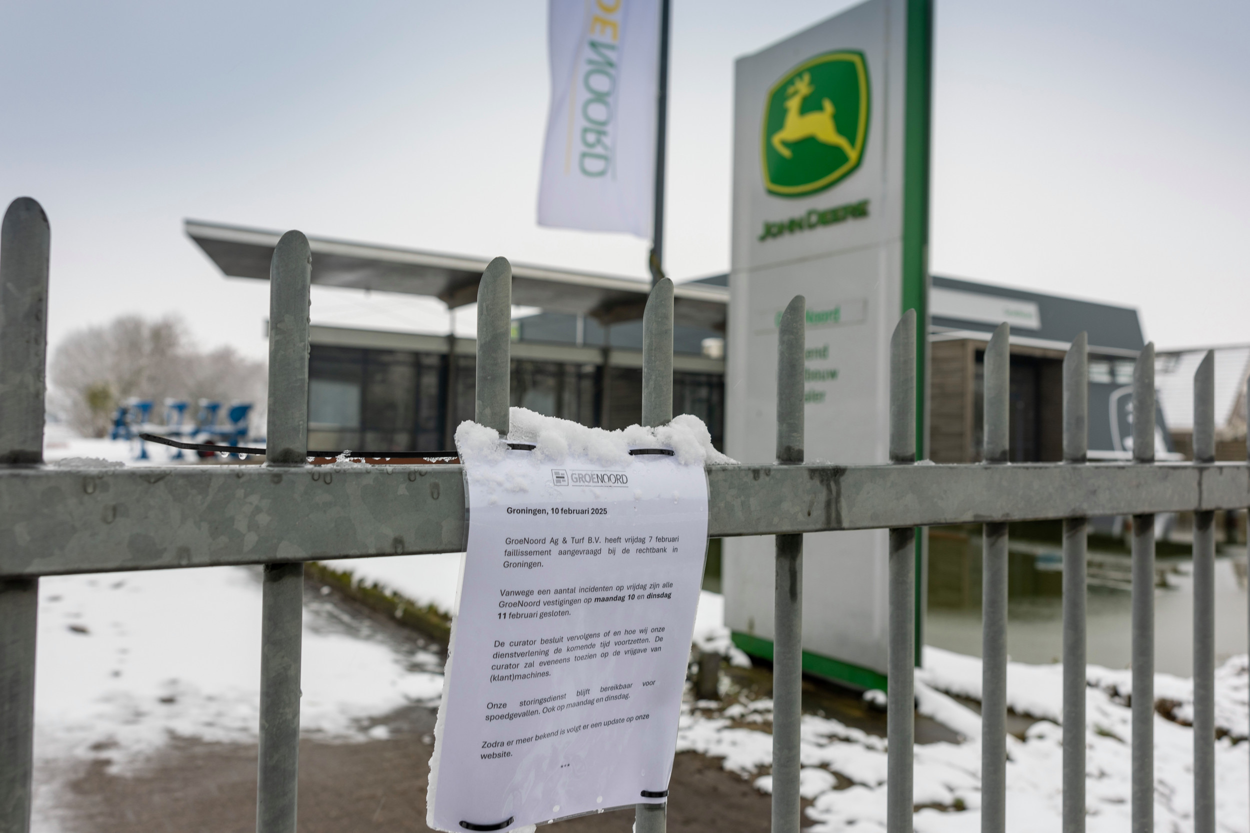 Case IH- en Steyr-dealer LMB Oosterhof neemt de vestiging in Oude Pekela van het failliete GroeNoord. Foto: Mark Pasveer.