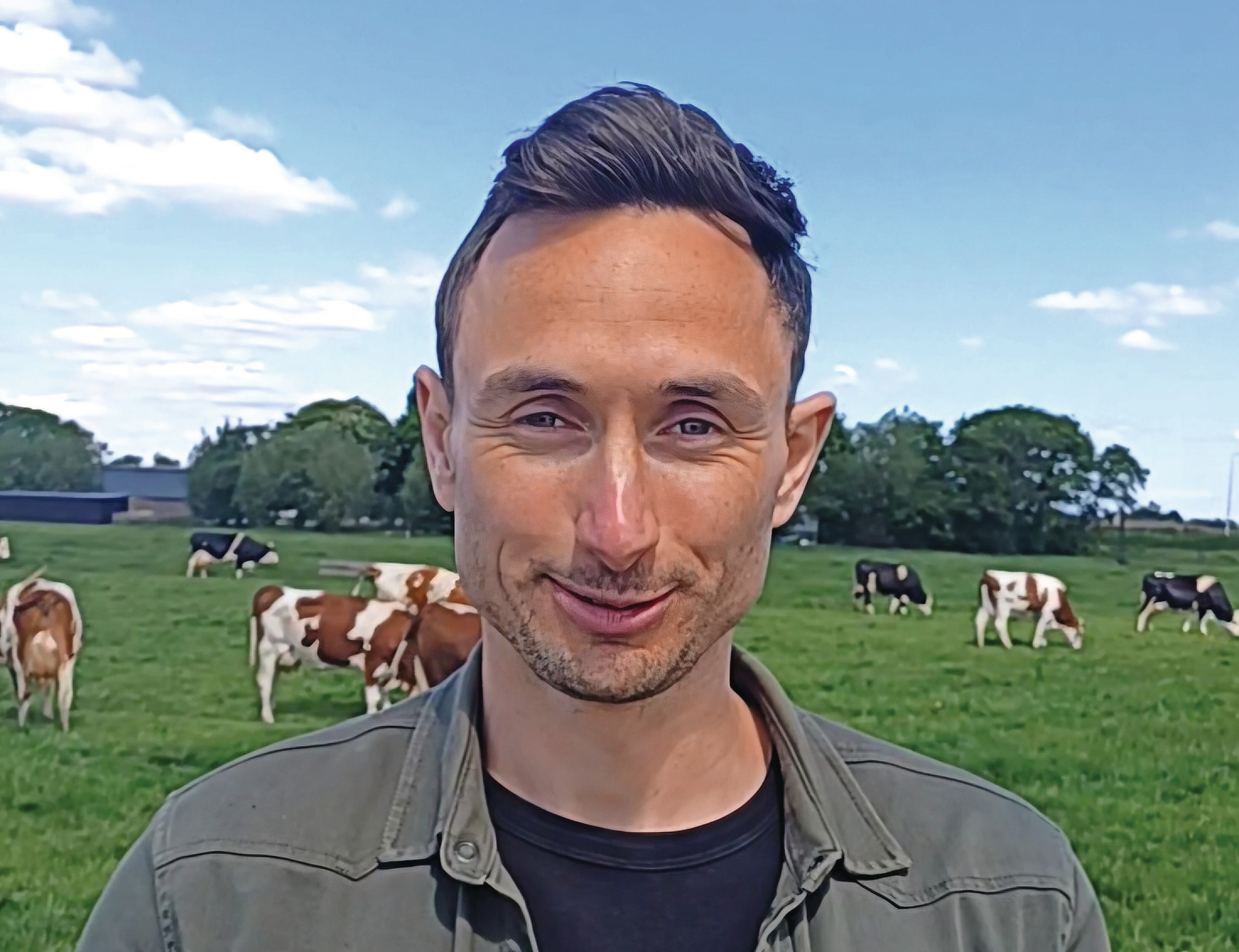 Jim van Adrichem (30) is mede-eigenaar van Adrichem trailers. Samen met broer Steve besloot hij balenwagens en oprijwagens van de Italiaanse fabrikant Bicchi te gaan verkopen onder de merknaam Rembi. – Foto: Adrichem Trailers