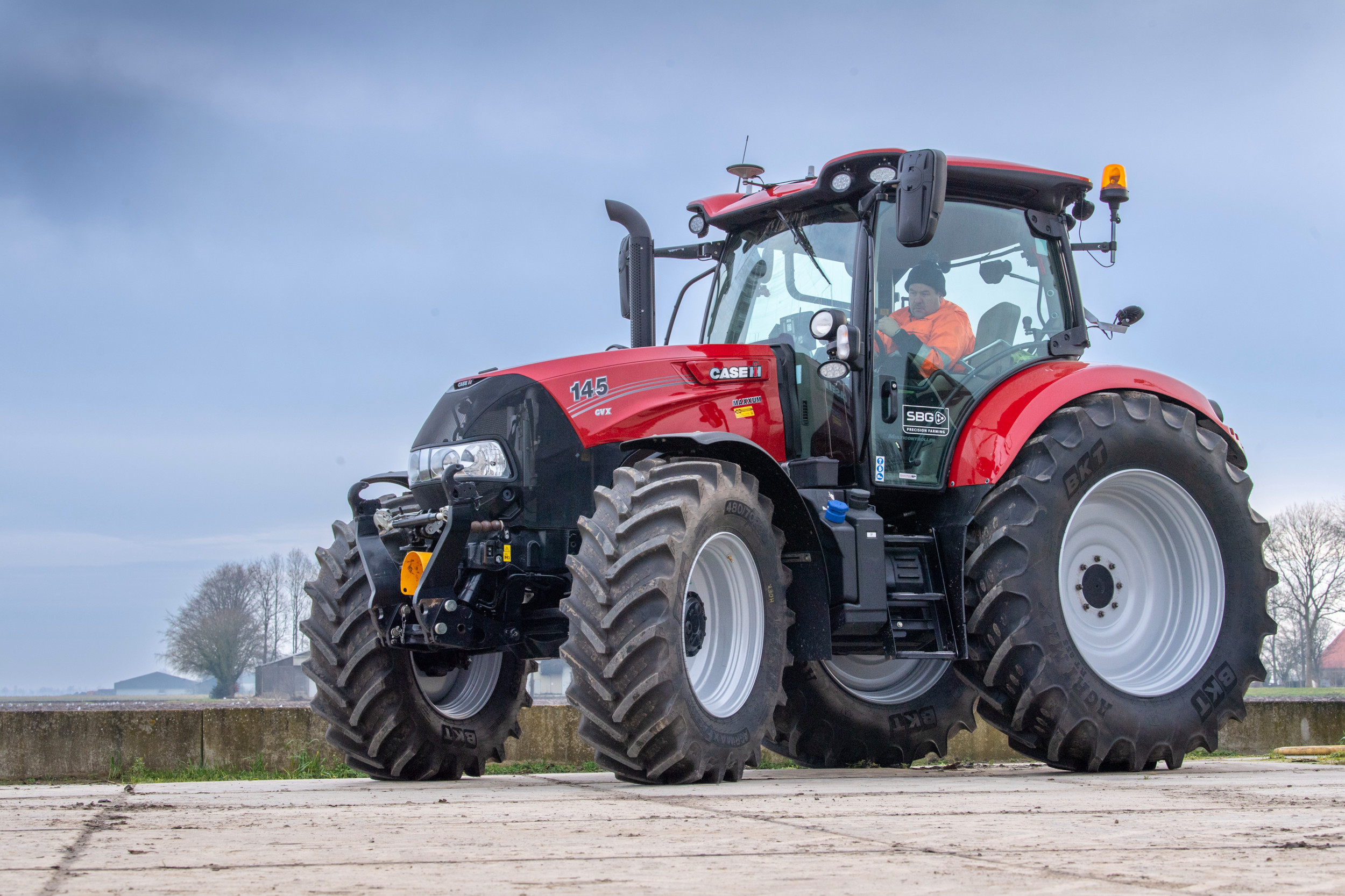 Volgens gebruikers valt de Case IH Maxxum 115-145 (2016-2018) op door zijn eenvoud. De meeste kritiek die klinkt gaat over de airco. Foto’s: Mark Pasveer/ Video: Paulus Maessen
