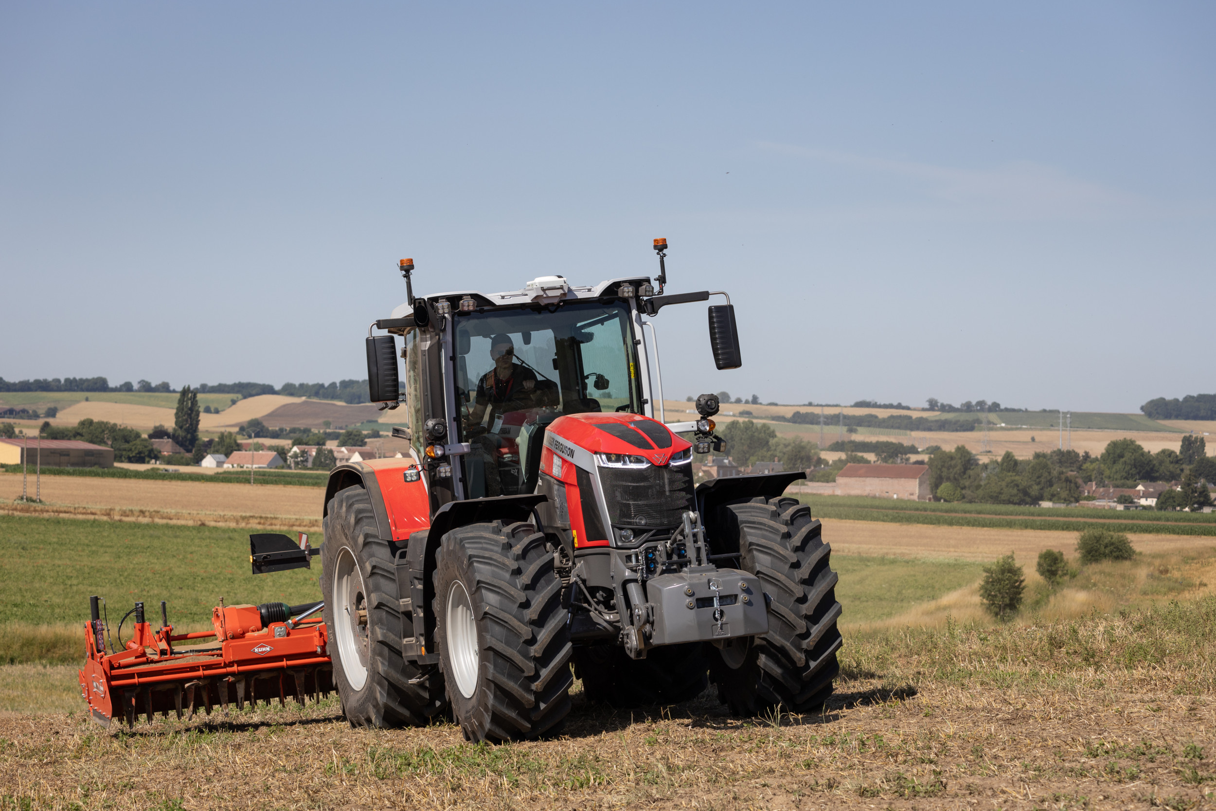 Massey Ferguson geeft de 8S-serie een update. Voortaan heet de serie 8S Xtra. Foto's: Bob Karsten