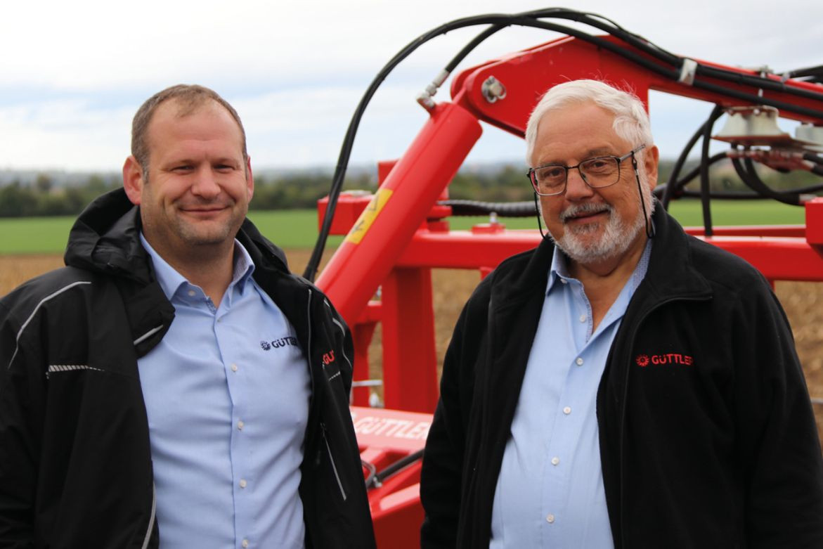 Tobias Wachtstetter (links) neemt de verkoop- en personeelsverantwoordelijkheden over van Hans Güttler (rechts), die voorlopig nog actief blijft als directeur. Foto: Güttler