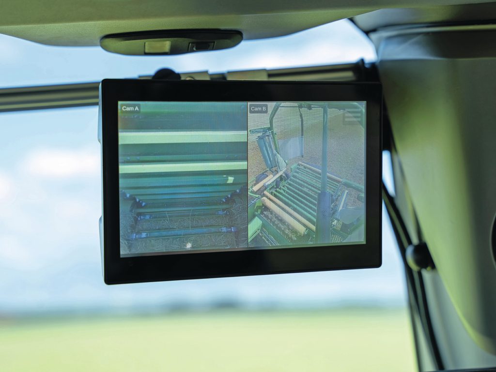 Is de camera in de balenkamer gemonteerd, dan kan de chauffeur de bindfase volgen.