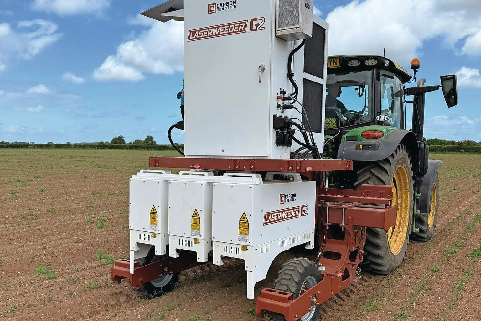 De nieuwe LaserWeeder van Carbon Robotics is modulair gebouwd. Deze LaserWeeder G2 werkt met diodelasers en is leverbaar vanaf 2 meter werkbreedte. De assemblage van de veldrobot vindt plaats in IJmuiden. Foto: Carbon Robotics.