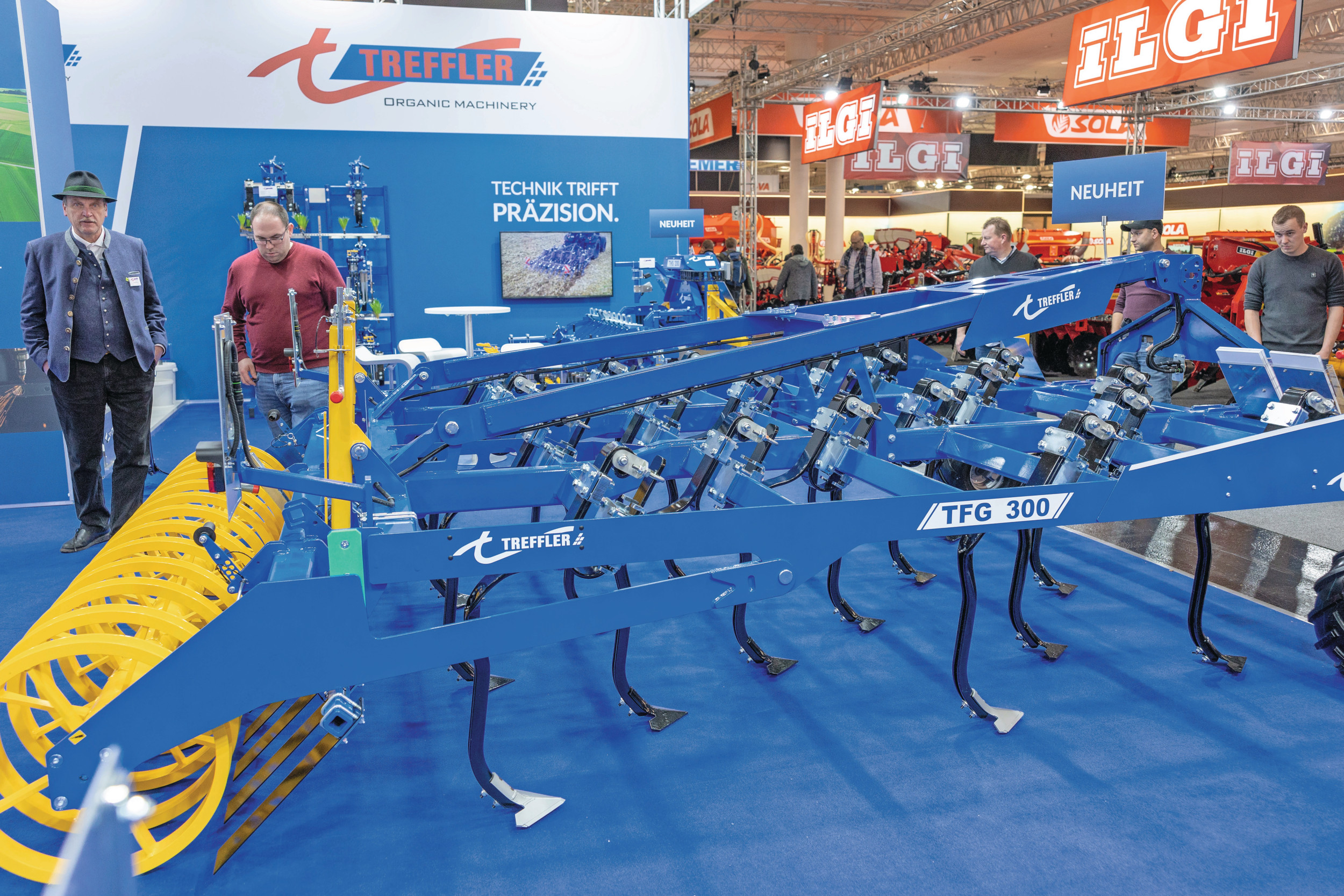 Het Duitse Treffler is specialist in werktuigen voor de mechanische onkruidbestrijding en stoppelbewerking, De fabrikant blijft de mechanisatiewereld verrassen met bijzondere details. Op vakbeurs Agritechnica 2025 toont Treffler de TFG-cultivator. De TFG is een van de drie nieuwe precisiecultivatoren in het programma. Foto’s: Mark Pasveer