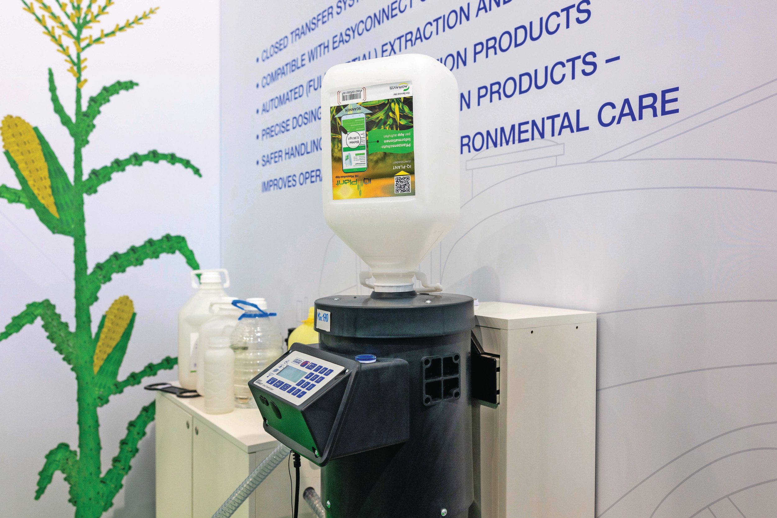 Lechler heeft zijn digitale gesloten vulsysteem (CTS-systeem) inmiddels volledig uitgewerkt. Het is inmiddels praktijkrijp. Gesloten vulsystemen worden in Nederland per 1 januari 2027 verplicht. Foto: Mark Pasveer