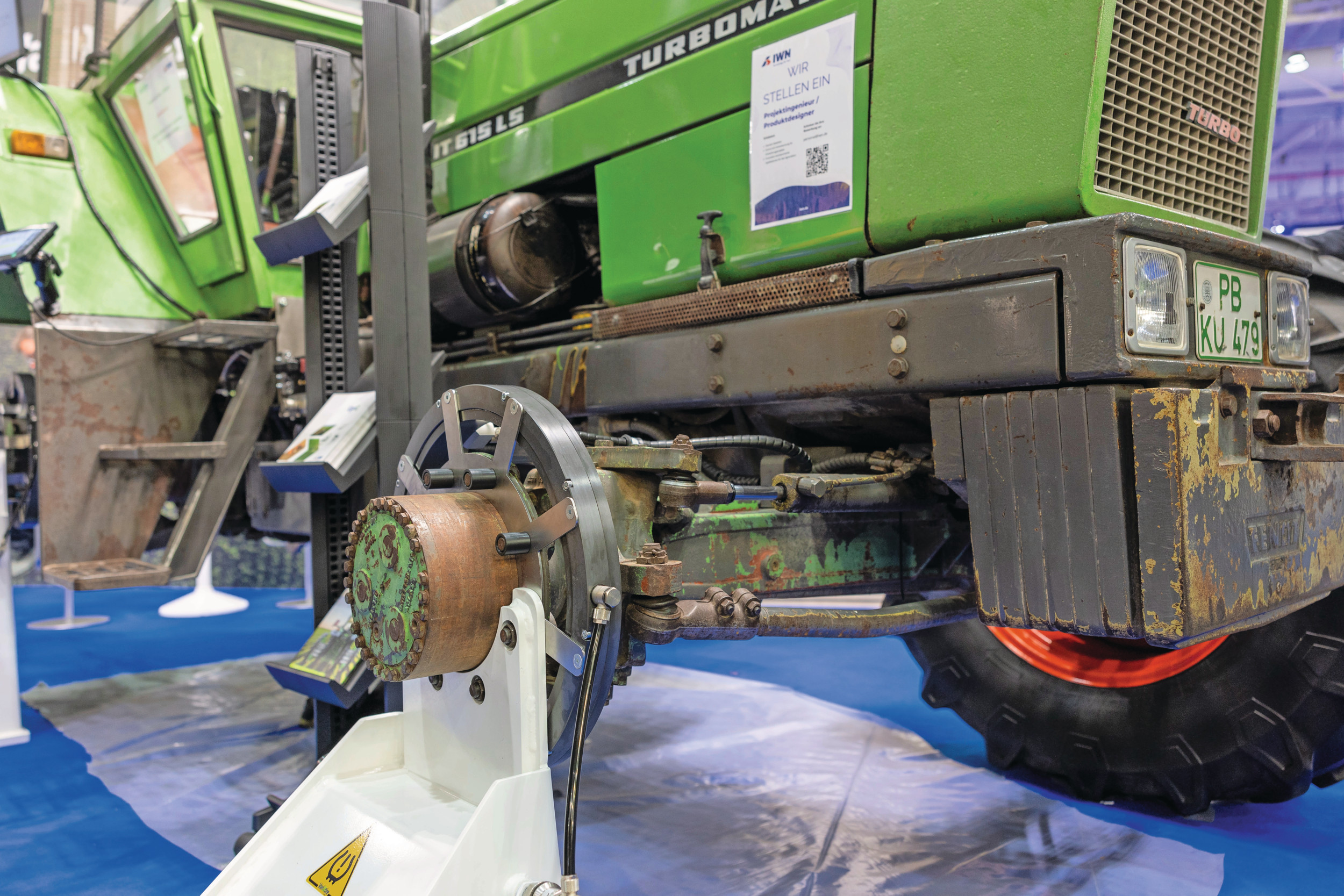 Bijzonder aan het VariQtire-bandenspanningswisselsysteem van IWN is dat het is voorzien van een draaidoorvoer, waardoor er geen luchtleidingen meer buitenom lopen. Foto's: Mark Pasveer