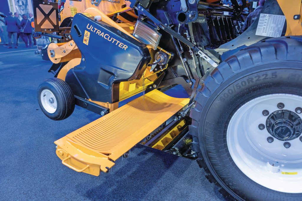 Je kunt schakelen tussen vier sets: 14, 28, 29 of 57 messen.