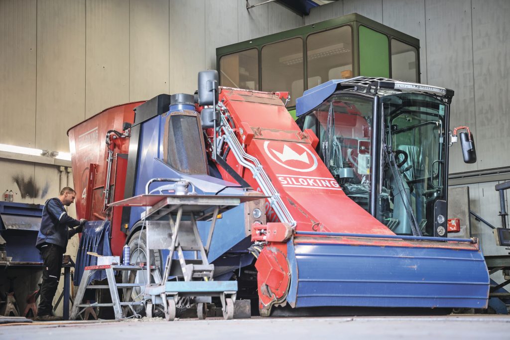 Door machines zelf te rebuilden worden ze meestal twee keer verkocht in de eigen klantenkring. Daarna, mits goed werkend, is er nog exportvraag uit soms onverwachte hoeken, zoals Oostenrijk.