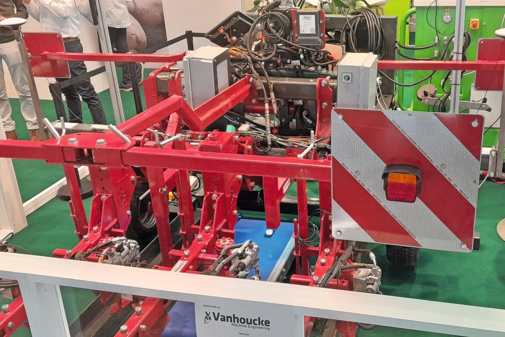 Machinebouwer Vanhoucke werkt samen met het Belgische onderzoeksinstituut Ilvo.