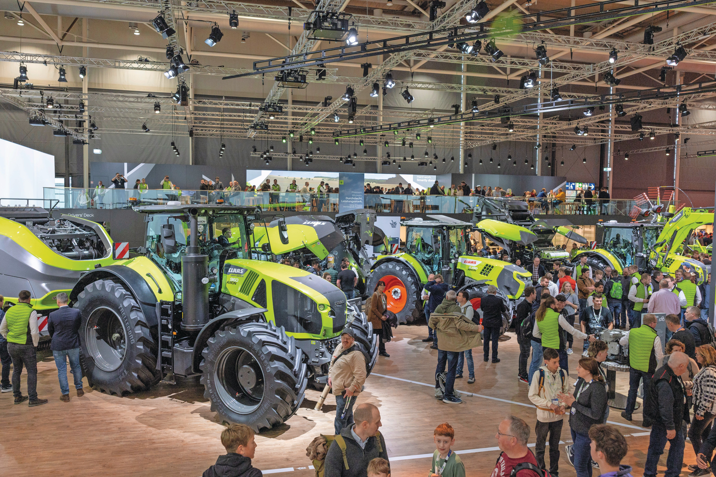 De Duitse machinefabrikant Claas behaalde in het gebroken boekjaar 2025 dat liep van 1 oktober 2024 tot en met 30 september 2025, een omzet van €4,9 miljard en een winst van €230 miljoen. Foto: Mark Pasveer