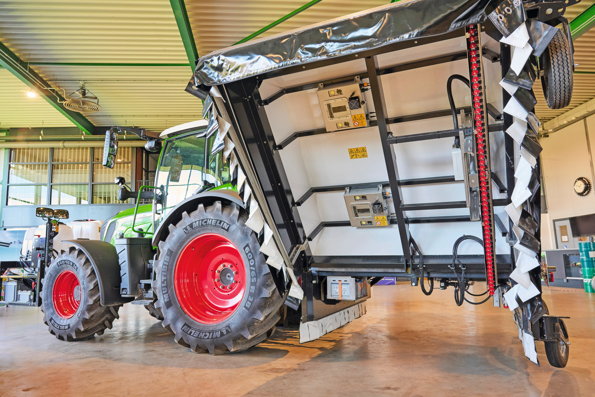 Met het investeren in de vestiging in het Brabantse Hoogeloon wil mechanisatiebedrijf Abemec zich meer richten op precisielandbouwmachines als spotsprayers. Foto: Van Assendelft Fotografie