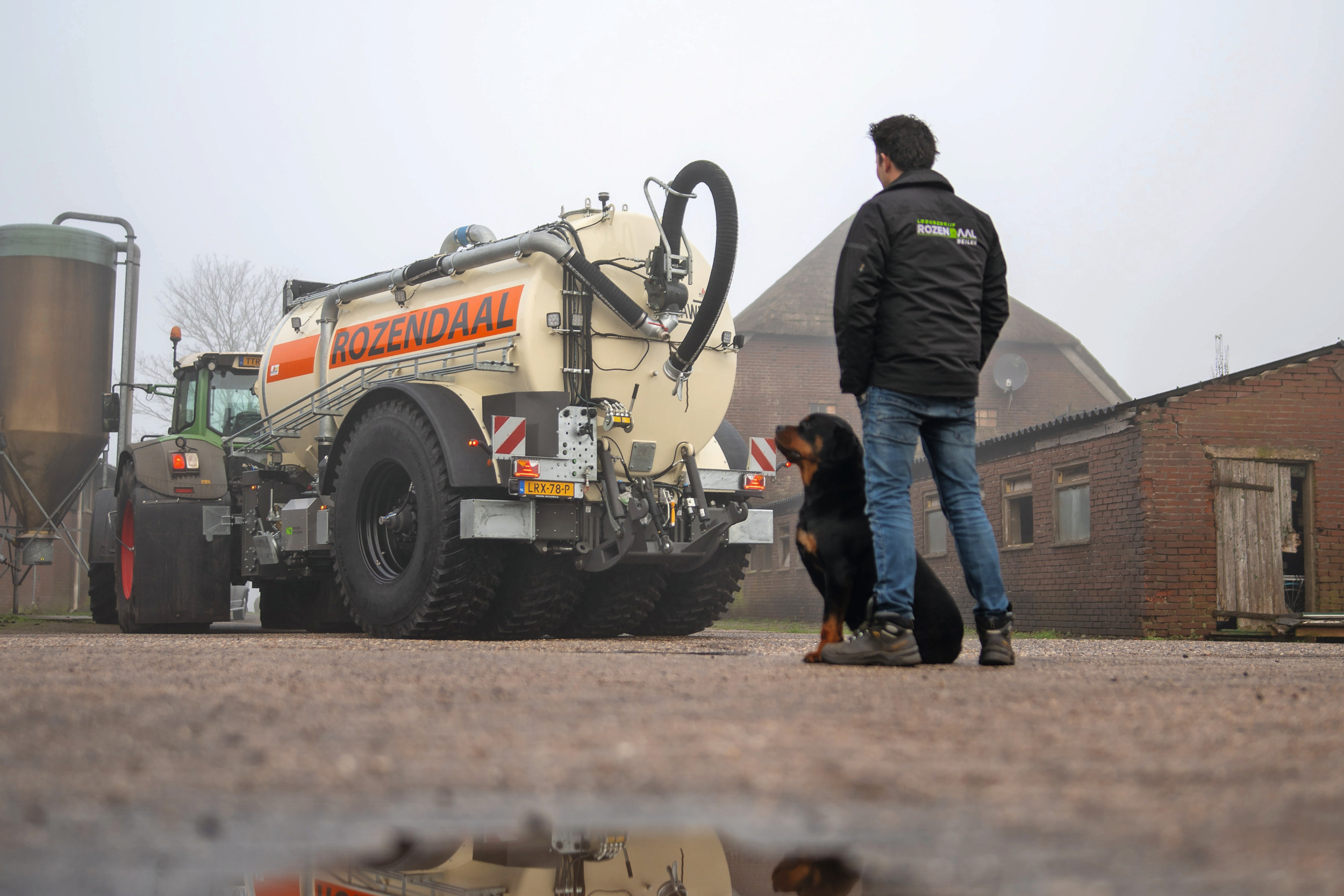 TREKKER vroeg acht kopers naar hun overwegingen rond hun recente investering in mesttechniek. Foto’s: Michel Velderman